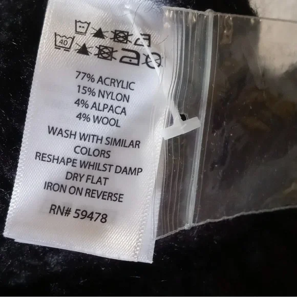 Black Chunky Cable Chunky Knit Long Sleeve Cropped Sweater S (Silverflint) - Picture 5 of 10